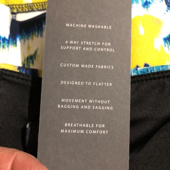 NEW LYSSE’ Charity Pencil Skirt Size Large Blue Yellow White Business Workwear - Picture 4 of 8